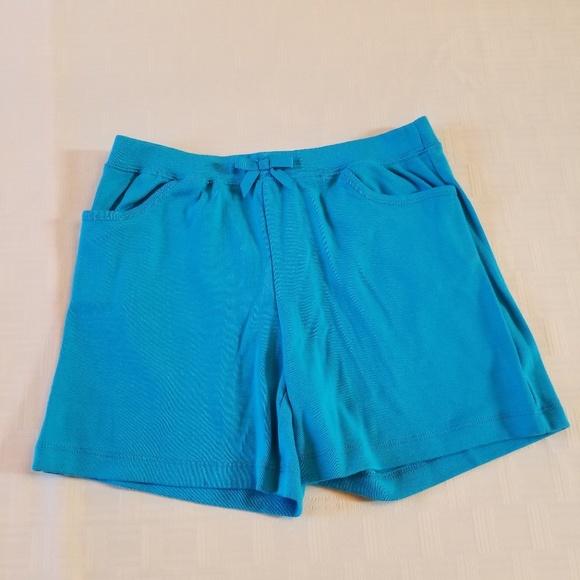 Clothes - Picture 3 of 4